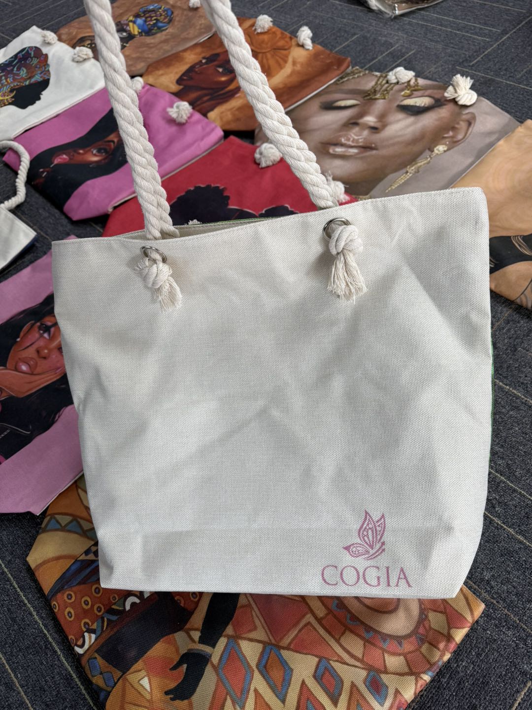 Her Essence Large ToteBag image 12